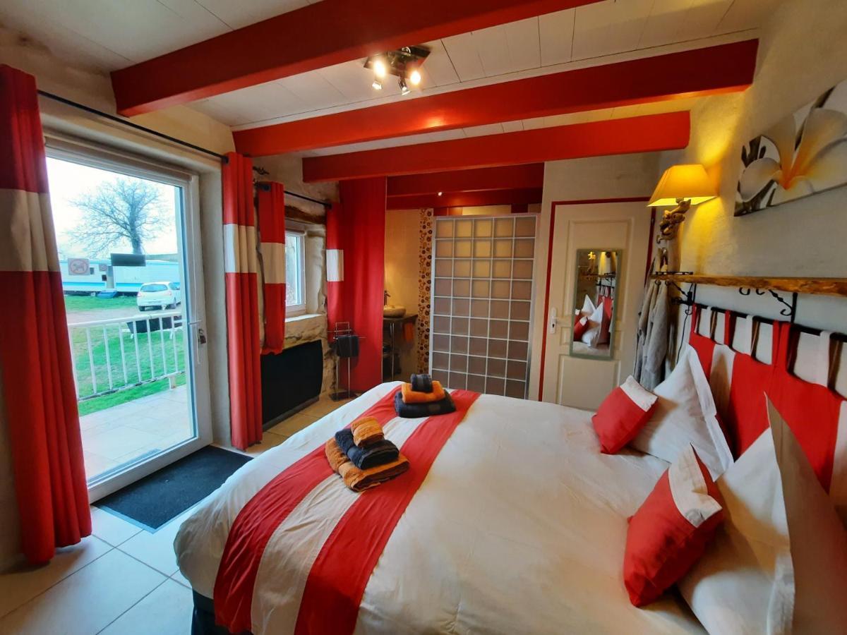L'Echappee Tremoussante Bed and Breakfast Saint-Barthélemy-de-Vals Exteriör bild
