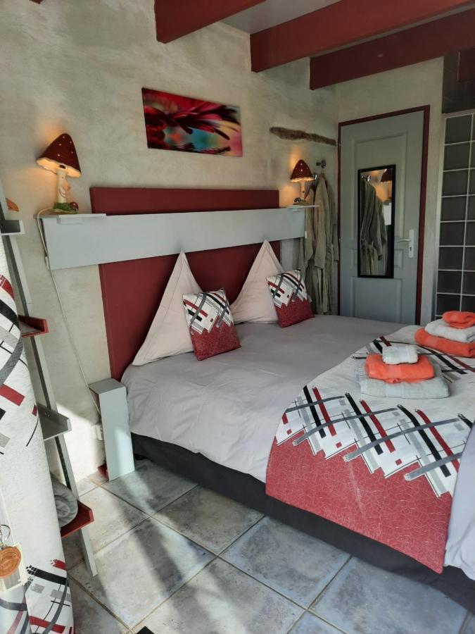 L'Echappee Tremoussante Bed and Breakfast Saint-Barthélemy-de-Vals Exteriör bild